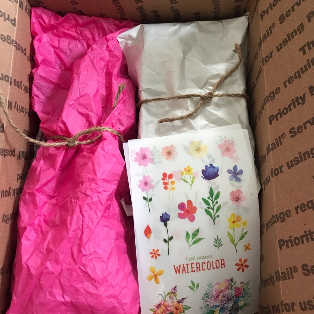 Houseplant Mystery Box !! - Picture 2 of 3